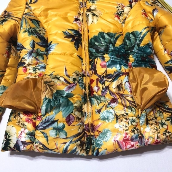 John & JENN Floral Print Hoodie Puffer Jacket - Picture 5 of 8